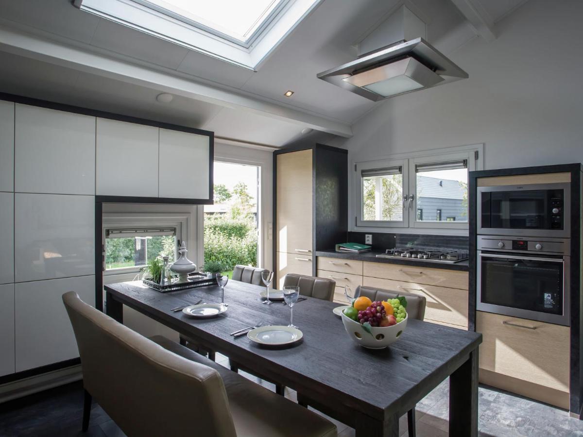 Holiday Home In Kattendijke With Terrace Bagian luar foto