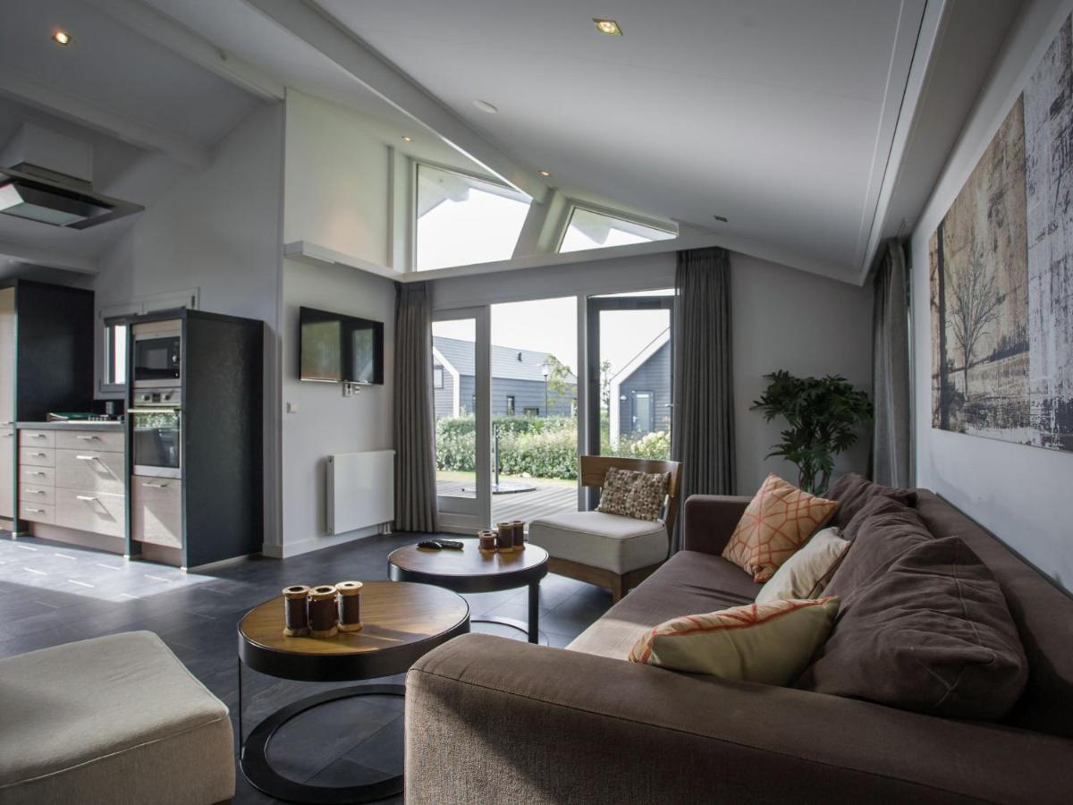 Holiday Home In Kattendijke With Terrace Bagian luar foto